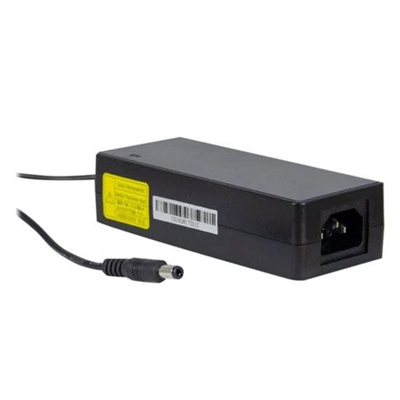 INTER-TECH 90W C14 univerzalni napajalnik za prenosnike