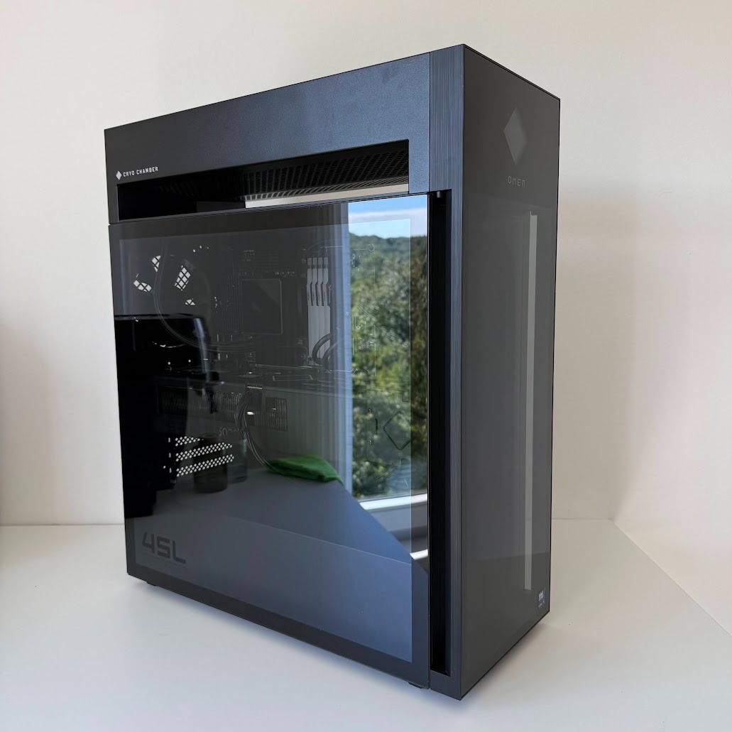 Računalnik HP Omen By Hp 45L Gaming Desktop GT22-3XXX / Core Ultra 9 / RAM 64 GB / SSD Disk - slika 4